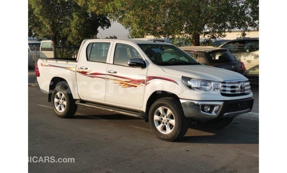 Buy Import Toyota Hilux White Car in Import - Dubai in Ashanti Buy Import Toyota Hilux White Car in Import - Dubai in Ashanti