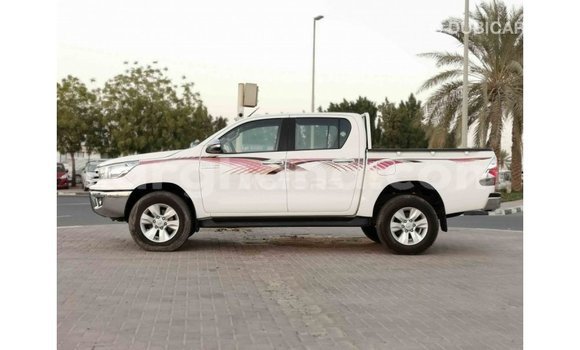 Buy Import Toyota Hilux White Car in Import - Dubai in Ashanti Buy Import Toyota Hilux White Car in Import - Dubai in Ashanti