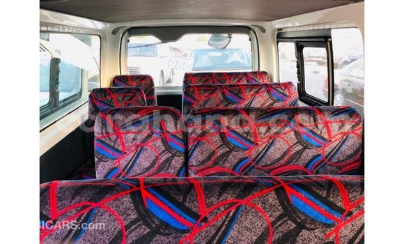 Sayi Imported Toyota Hiace White Mota in Import - Dubai a Ashanti Sayi Imported Toyota Hiace White Mota in Import - Dubai a Ashanti