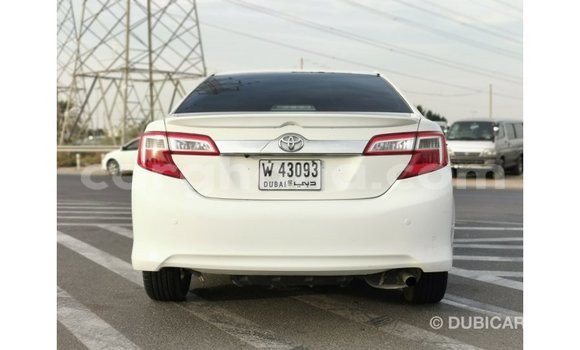 Buy Import Toyota Camry White Car in Import - Dubai in Ashanti Buy Import Toyota Camry White Car in Import - Dubai in Ashanti