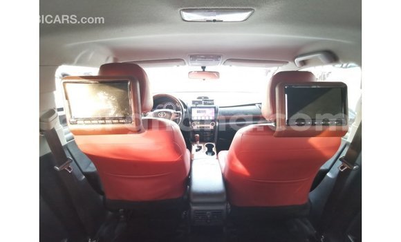 Buy Import Toyota Camry White Car in Import - Dubai in Ashanti Buy Import Toyota Camry White Car in Import - Dubai in Ashanti