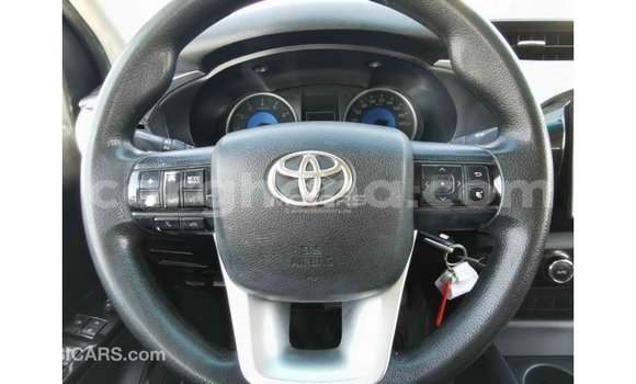 Buy Import Toyota Hilux White Car in Import - Dubai in Ashanti Buy Import Toyota Hilux White Car in Import - Dubai in Ashanti