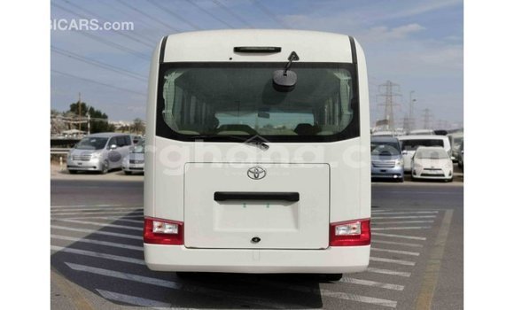 Sayi Imported Toyota Coaster White Mota in Import - Dubai a Ashanti Sayi Imported Toyota Coaster White Mota in Import - Dubai a Ashanti
