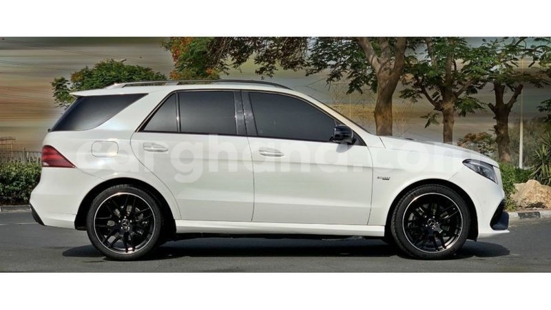 Big with watermark mercedes benz gle ashanti import dubai 13726