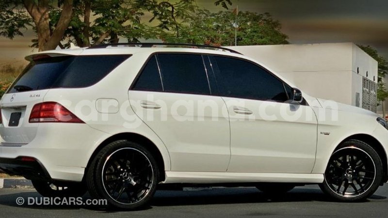 Big with watermark mercedes benz gle ashanti import dubai 13726