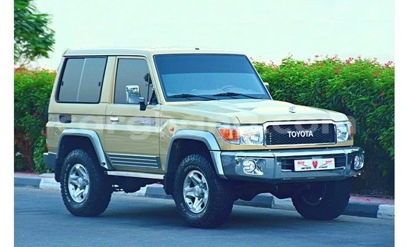 Buy Import Toyota Land Cruiser Beige Car in Import - Dubai in Ashanti Buy Import Toyota Land Cruiser Beige Car in Import - Dubai in Ashanti