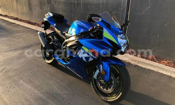 Buy Used Suzuki GSRX 600 Blue Bike in Abura in Central Buy Used Suzuki GSRX 600 Blue Bike in Abura in Central