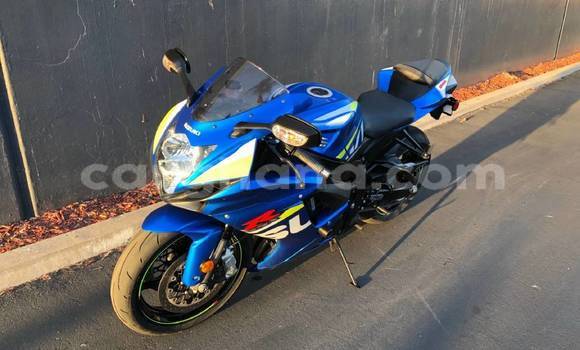 Buy Used Suzuki GSRX 600 Blue Bike in Abura in Central Buy Used Suzuki GSRX 600 Blue Bike in Abura in Central