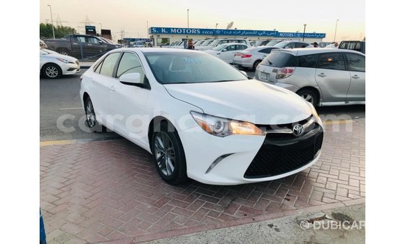 Ra Imported Toyota Camry funfun Ọkọ̀ in Import - Dubai ni Ashanti Ra Imported Toyota Camry funfun Ọkọ̀ in Import - Dubai ni Ashanti