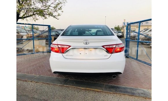 Ra Imported Toyota Camry funfun Ọkọ̀ in Import - Dubai ni Ashanti Ra Imported Toyota Camry funfun Ọkọ̀ in Import - Dubai ni Ashanti