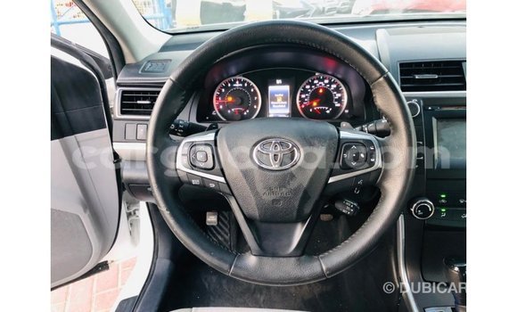 Ra Imported Toyota Camry funfun Ọkọ̀ in Import - Dubai ni Ashanti Ra Imported Toyota Camry funfun Ọkọ̀ in Import - Dubai ni Ashanti