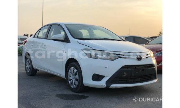 Ra Imported Toyota Yaris funfun Ọkọ̀ in Import - Dubai ni Ashanti Ra Imported Toyota Yaris funfun Ọkọ̀ in Import - Dubai ni Ashanti