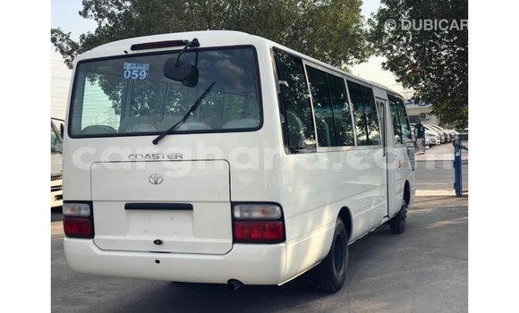 Sayi Imported Toyota Coaster White Mota in Import - Dubai a Ashanti Sayi Imported Toyota Coaster White Mota in Import - Dubai a Ashanti