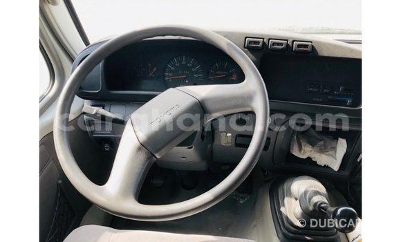 Sayi Imported Toyota Coaster White Mota in Import - Dubai a Ashanti Sayi Imported Toyota Coaster White Mota in Import - Dubai a Ashanti