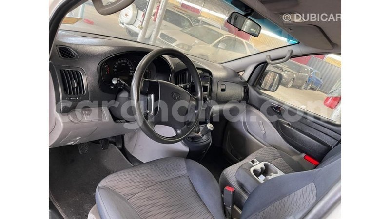 Big with watermark hyundai accent ashanti import dubai 13803