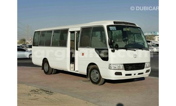 Buy Import Toyota Coaster White Car in Import - Dubai in Ashanti Buy Import Toyota Coaster White Car in Import - Dubai in Ashanti