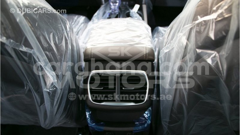 Big with watermark hyundai santa fe ashanti import dubai 13822