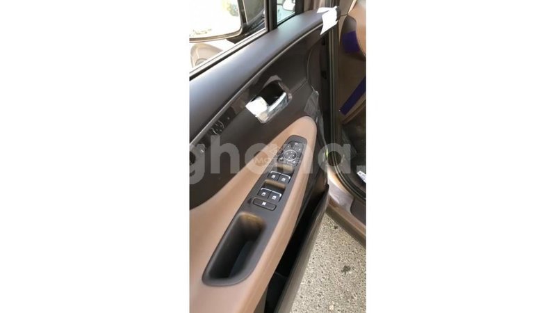 Big with watermark hyundai santa fe ashanti import dubai 13822