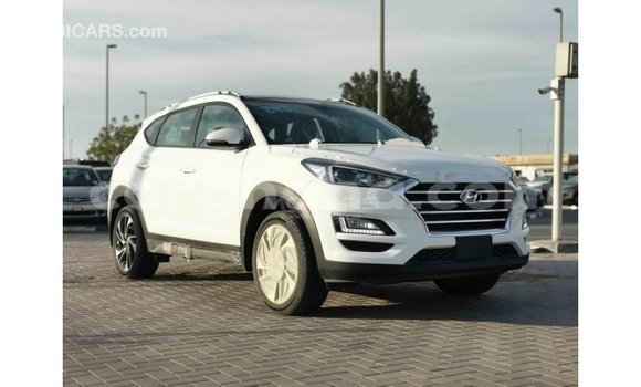 Buy Import Hyundai Tucson White Car in Import - Dubai in Ashanti Buy Import Hyundai Tucson White Car in Import - Dubai in Ashanti