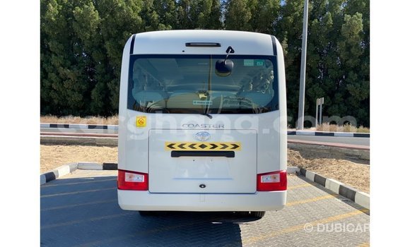 Ra Imported Toyota Coaster funfun Ọkọ̀ in Import - Dubai ni Ashanti Ra Imported Toyota Coaster funfun Ọkọ̀ in Import - Dubai ni Ashanti