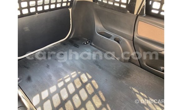 Ra Imported Toyota Avanza funfun Ọkọ̀ in Import - Dubai ni Ashanti Ra Imported Toyota Avanza funfun Ọkọ̀ in Import - Dubai ni Ashanti