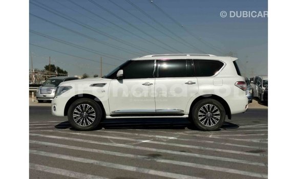 Sayi Imported Nissan Patrol White Mota in Import - Dubai a Ashanti Sayi Imported Nissan Patrol White Mota in Import - Dubai a Ashanti