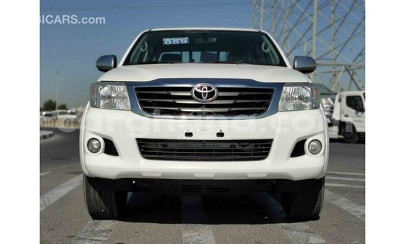 Buy Import Toyota Hilux White Car in Import - Dubai in Ashanti Buy Import Toyota Hilux White Car in Import - Dubai in Ashanti