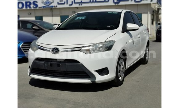 Ra Imported Toyota Yaris funfun Ọkọ̀ in Import - Dubai ni Ashanti Ra Imported Toyota Yaris funfun Ọkọ̀ in Import - Dubai ni Ashanti