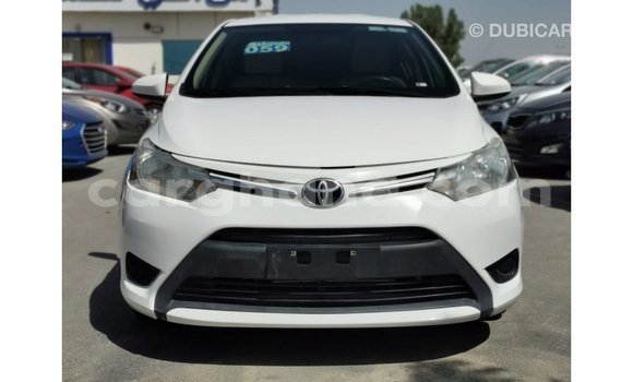 Ra Imported Toyota Yaris funfun Ọkọ̀ in Import - Dubai ni Ashanti Ra Imported Toyota Yaris funfun Ọkọ̀ in Import - Dubai ni Ashanti