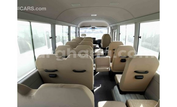 Sayi Imported Toyota Coaster White Mota in Import - Dubai a Ashanti Sayi Imported Toyota Coaster White Mota in Import - Dubai a Ashanti