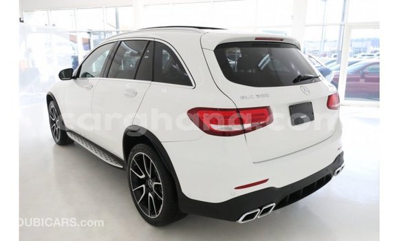 Sayi Imported Mercedes‒Benz GLC White Mota in Import - Dubai a Ashanti Sayi Imported Mercedes‒Benz GLC White Mota in Import - Dubai a Ashanti