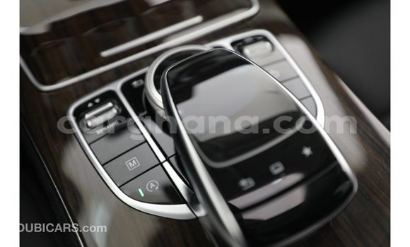 Sayi Imported Mercedes‒Benz GLC White Mota in Import - Dubai a Ashanti Sayi Imported Mercedes‒Benz GLC White Mota in Import - Dubai a Ashanti