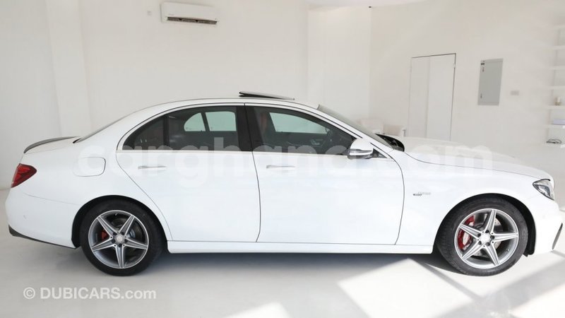 Big with watermark mercedes benz 1117 ashanti import dubai 13916