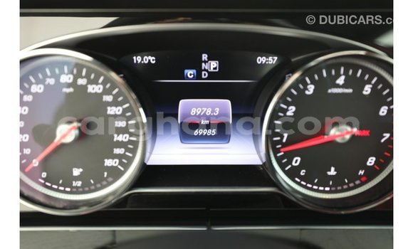 Ra Imported Mercedes‒Benz 1117 funfun Ọkọ̀ akẹ́rù ńlá in Import - Dubai ni Ashanti Ra Imported Mercedes‒Benz 1117 funfun Ọkọ̀ akẹ́rù ńlá in Import - Dubai ni Ashanti