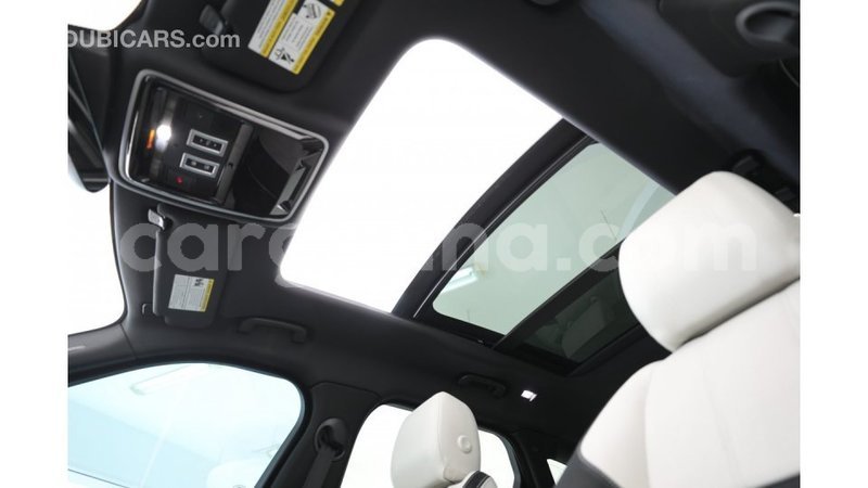 Big with watermark land rover range rover ashanti import dubai 13917