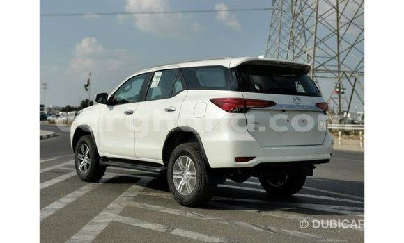 Buy Import Toyota Fortuner White Car in Import - Dubai in Ashanti Buy Import Toyota Fortuner White Car in Import - Dubai in Ashanti