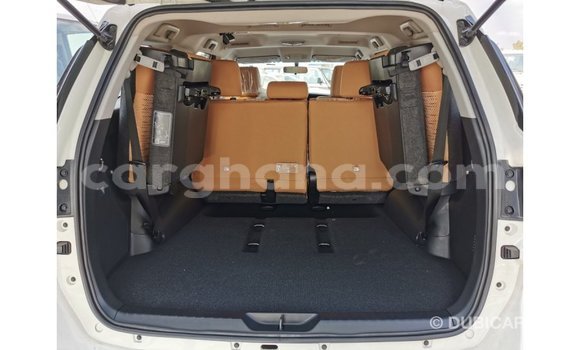 Buy Import Toyota Fortuner White Car in Import - Dubai in Ashanti Buy Import Toyota Fortuner White Car in Import - Dubai in Ashanti
