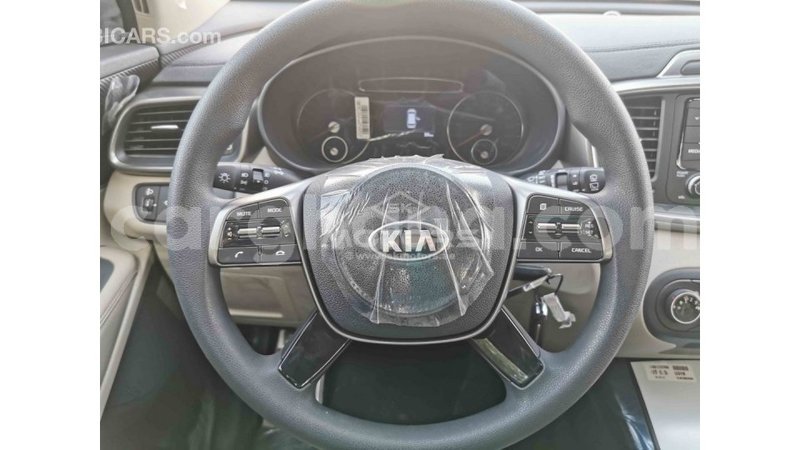 Big with watermark kia sorento ashanti import dubai 13927