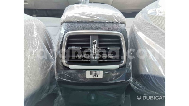 Big with watermark kia sorento ashanti import dubai 13927