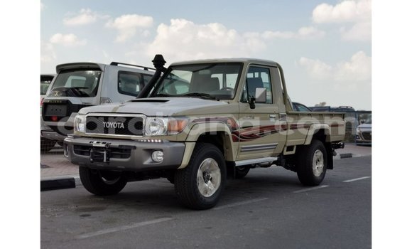 Ra Imported Toyota Land Cruiser Alagara Ọkọ̀ in Import - Dubai ni Ashanti Ra Imported Toyota Land Cruiser Alagara Ọkọ̀ in Import - Dubai ni Ashanti