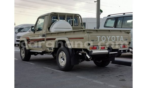Ra Imported Toyota Land Cruiser Alagara Ọkọ̀ in Import - Dubai ni Ashanti Ra Imported Toyota Land Cruiser Alagara Ọkọ̀ in Import - Dubai ni Ashanti