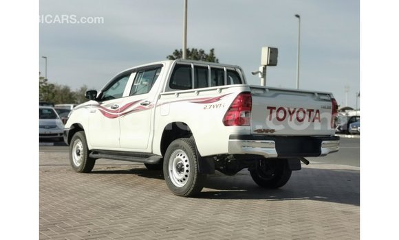 Sayi Imported Toyota Hilux White Mota in Import - Dubai a Ashanti Sayi Imported Toyota Hilux White Mota in Import - Dubai a Ashanti