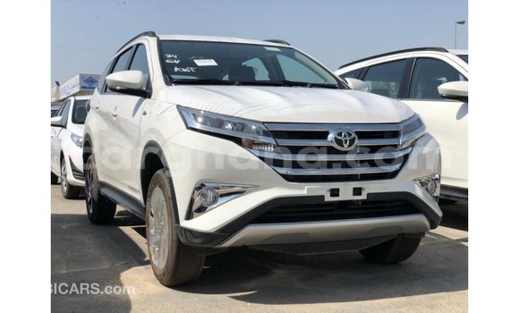 Ra Imported Toyota Rush funfun Ọkọ̀ in Import - Dubai ni Ashanti Ra Imported Toyota Rush funfun Ọkọ̀ in Import - Dubai ni Ashanti