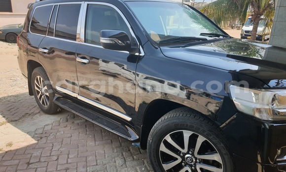 Buy Used Toyota Land Cruiser Black Car in Accra in Greater Accra Buy Used Toyota Land Cruiser Black Car in Accra in Greater Accra