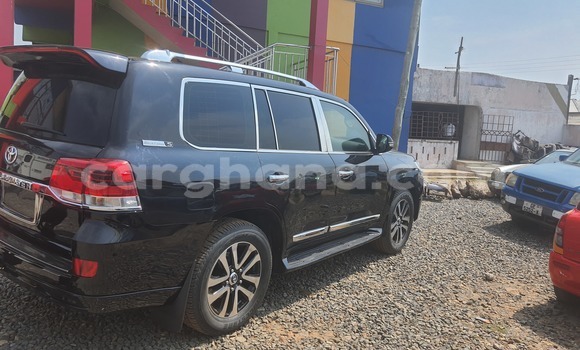 Buy Used Toyota Land Cruiser Black Car in Accra in Greater Accra Buy Used Toyota Land Cruiser Black Car in Accra in Greater Accra