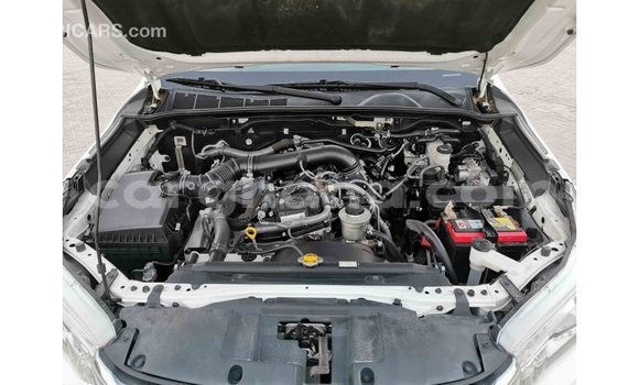 Buy Import Toyota Hilux White Car in Import - Dubai in Ashanti Buy Import Toyota Hilux White Car in Import - Dubai in Ashanti