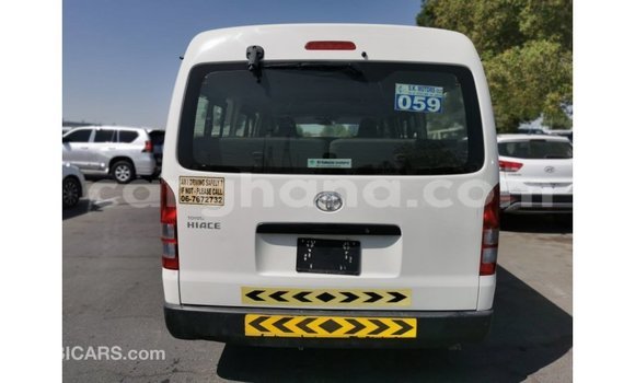 Sayi Imported Toyota Hiace White Mota in Import - Dubai a Ashanti Sayi Imported Toyota Hiace White Mota in Import - Dubai a Ashanti