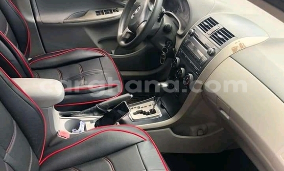 Ra Àlòkù Toyota Corolla Black Ọkọ̀ in Berekum ni Brong-Ahafo Ra Àlòkù Toyota Corolla Black Ọkọ̀ in Berekum ni Brong-Ahafo