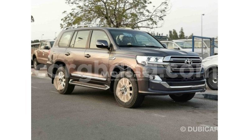 Big with watermark toyota land cruiser ashanti import dubai 14039