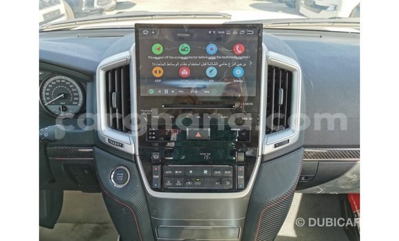 Sayi Imported Toyota Land Cruiser White Mota in Import - Dubai a Ashanti Sayi Imported Toyota Land Cruiser White Mota in Import - Dubai a Ashanti